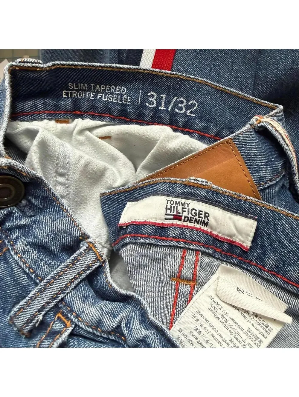 Vintage Tommy Hilfiger Slim Tapered Denim Jeans Size 31/32